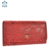 Dámska matná červená lakovaná peňaženka s lesklým kvetinovým vzorom GROSSO