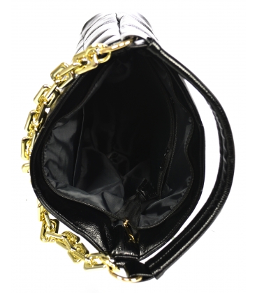 Černá prošívaná kabelka se zlatou řetízkem GS22V0005black GROSSO