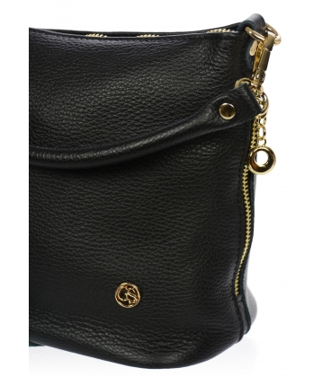 Černá menší kožená crossbody kabelka 15MC004bordo GROSSO