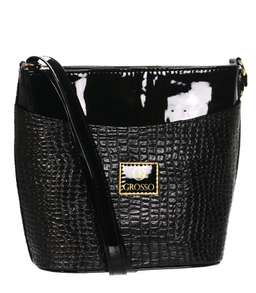 Black lacquered crossbody handbag with step pattern C2m12Mblckstep