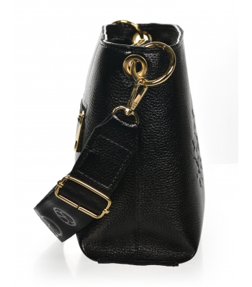 Black crossbody handbag with decorative embroidery and chain Grosso C22Mblackflowers