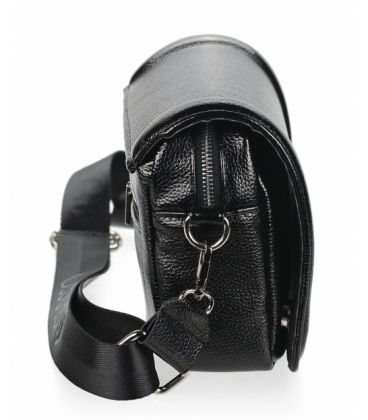 White crossbody handbag with decorative embroidery and chain Grosso C22Mwhiteflowers